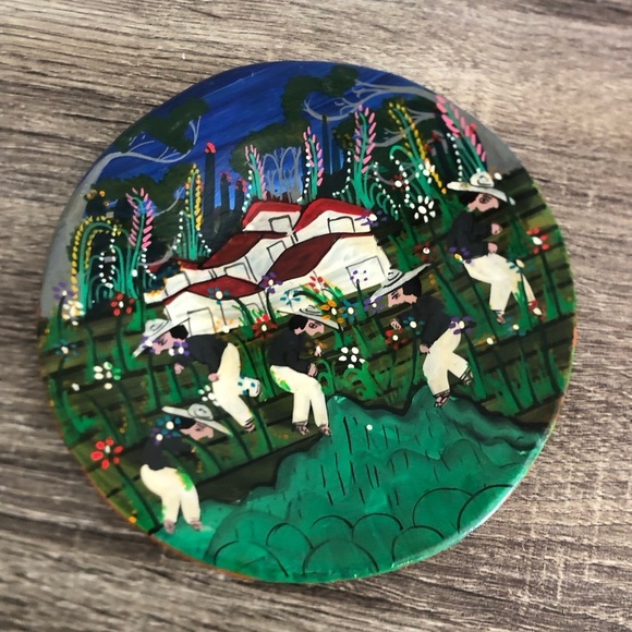 Mexican Hand Painted Clay Decorative Plate - Picture 11 of 11